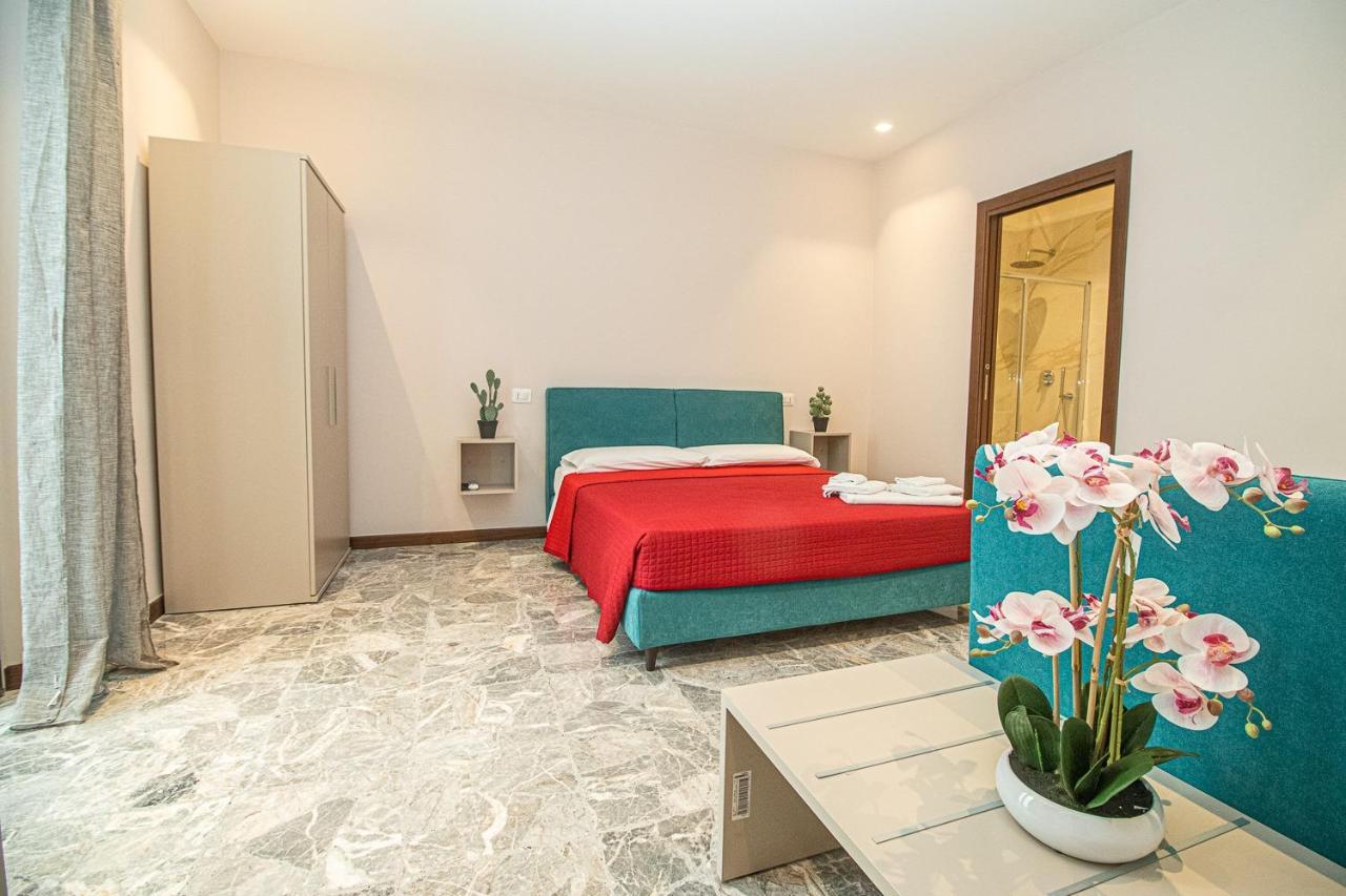 Suebi Rooms Термоли Экстерьер фото