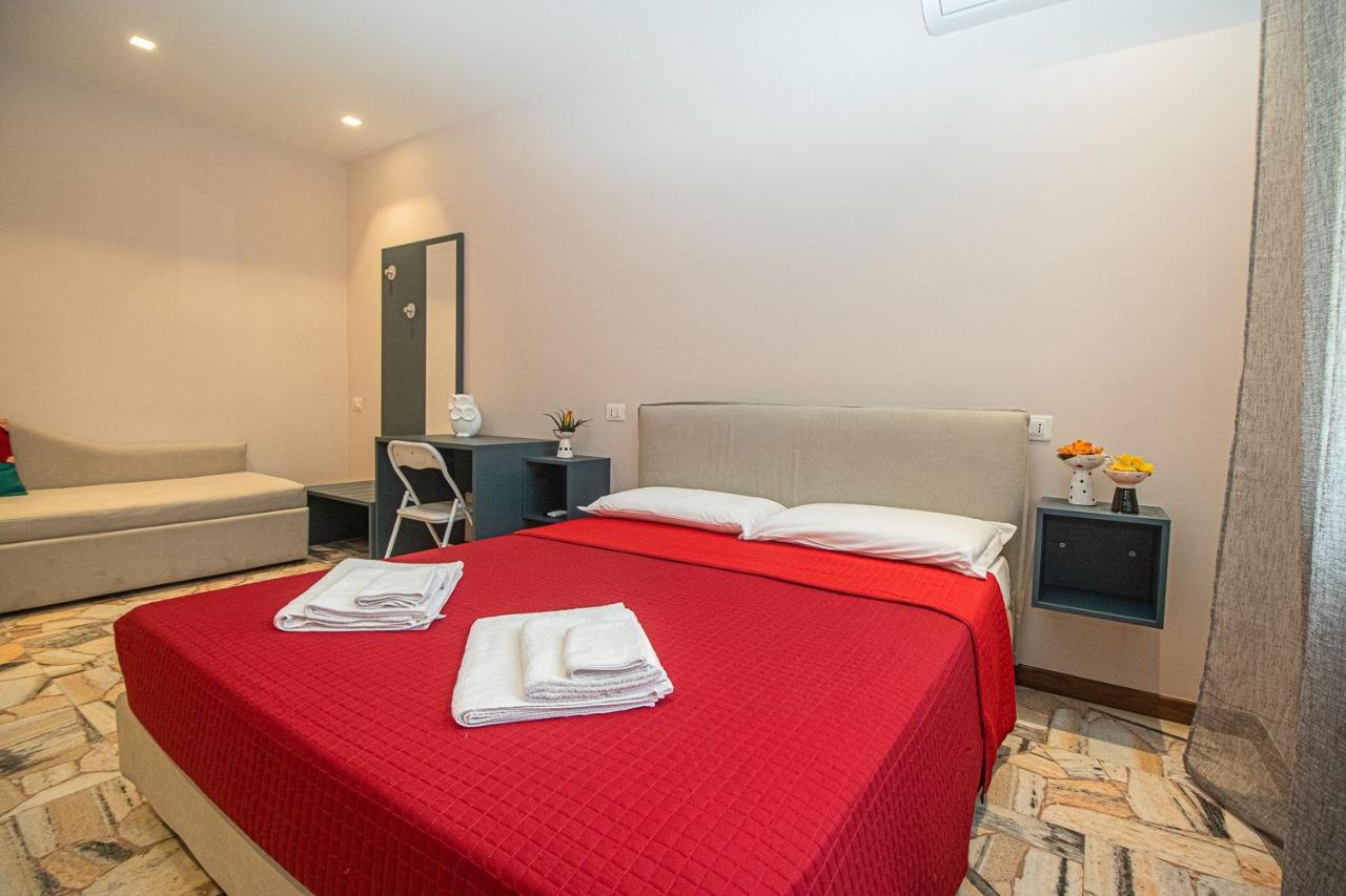 Suebi Rooms Термоли Экстерьер фото