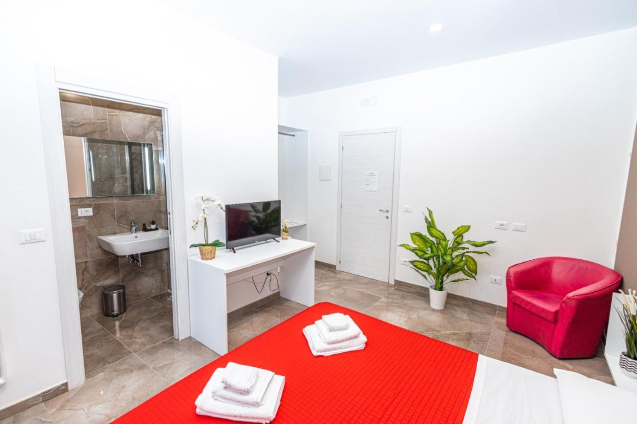 Suebi Rooms Термоли Экстерьер фото