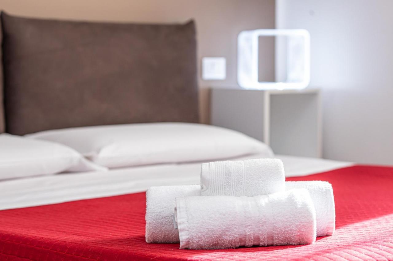 Suebi Rooms Термоли Экстерьер фото